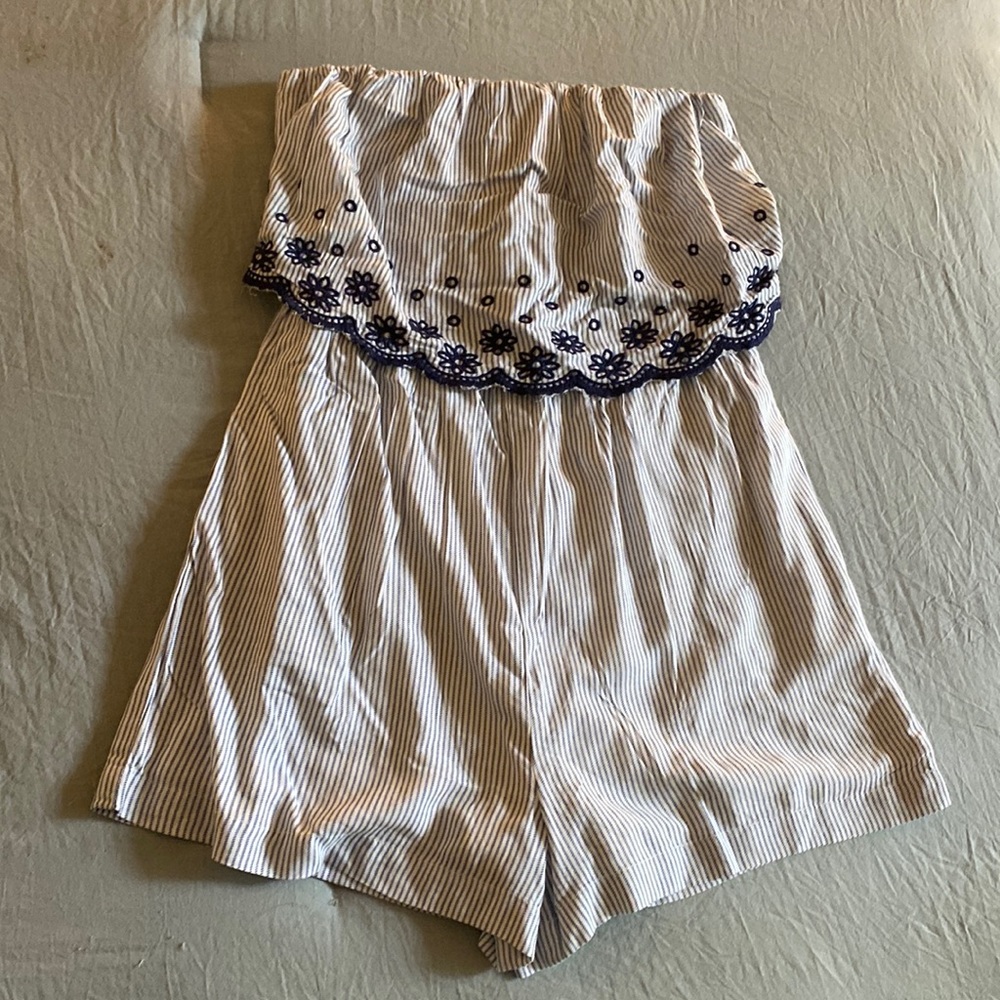 Size medium navy & white romper